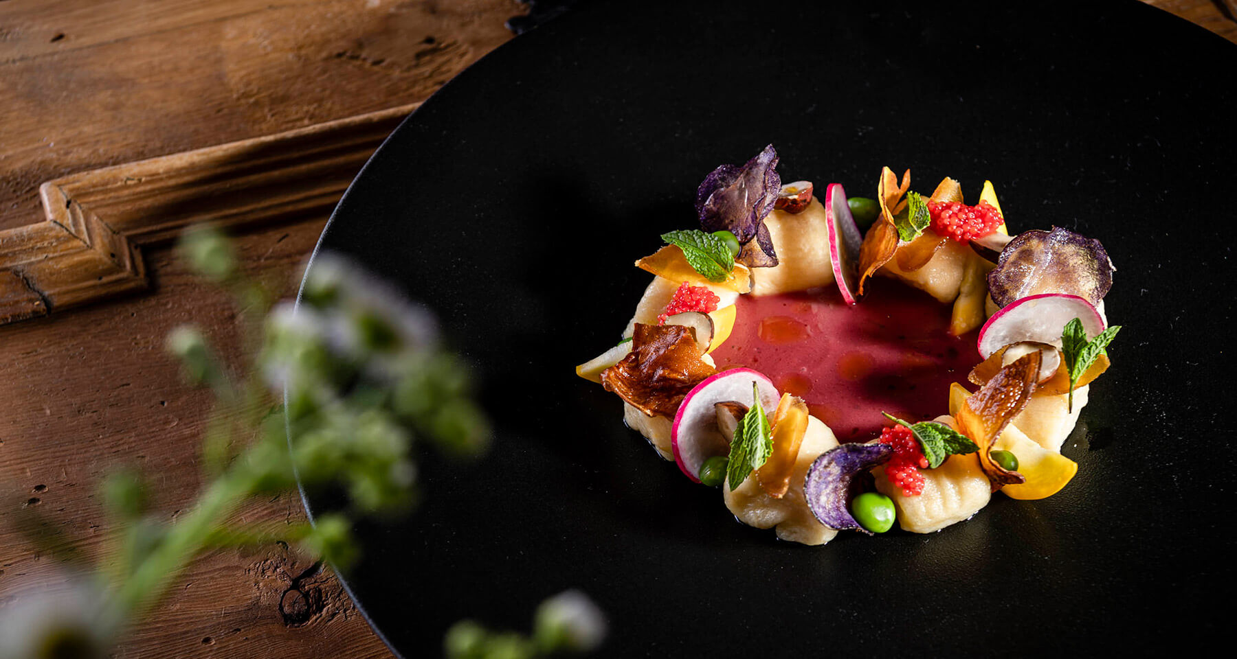 Bildergalerie - Genuss & Abendessen - Gericht mit  Gemüse auf Teller - Matill