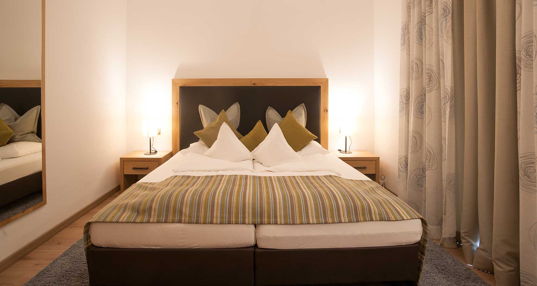 Rooms & suites - room Morgenrot - Matill