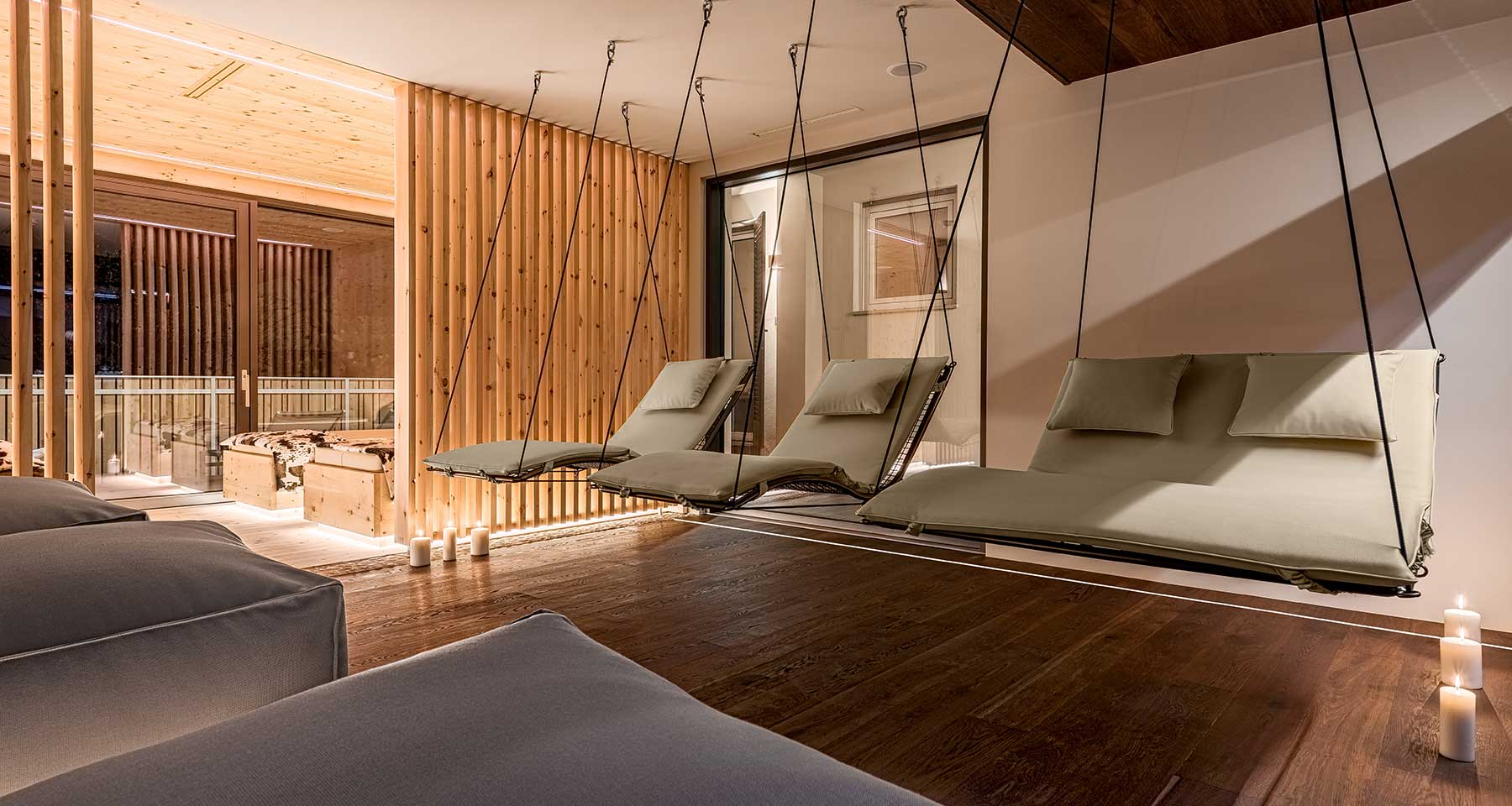 Bildergalerie - SPA - Ruheraum mit Schwebeliegen - Matill