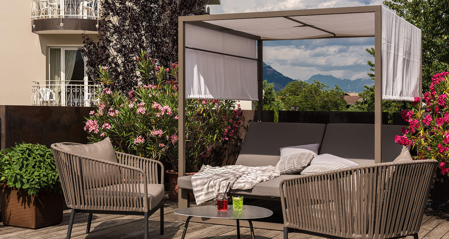 Impressions - SPA - loungers in the garden - Matill