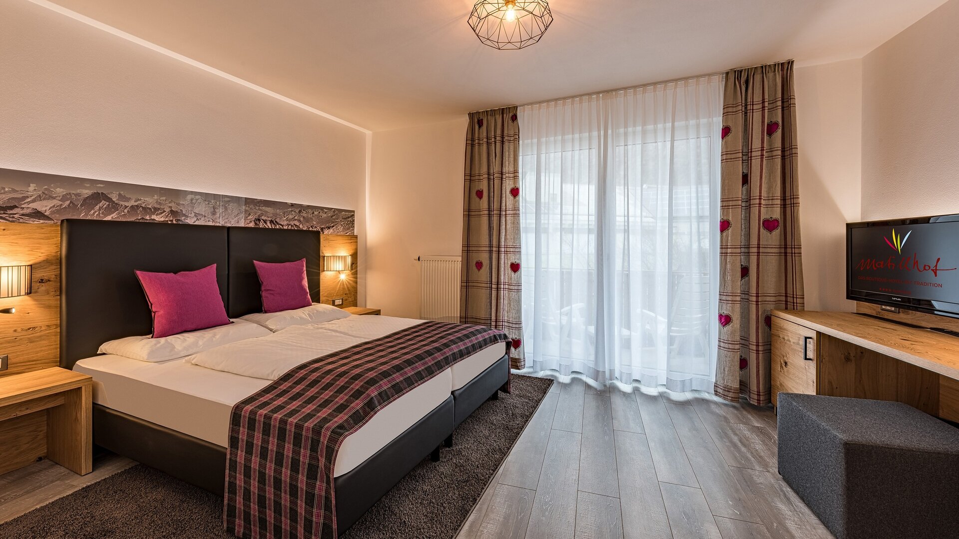 Vinschgau hotel with beautiful rooms - 4 stars S Matill Vinschgau hotel with beautiful rooms - 4 stars S Matill